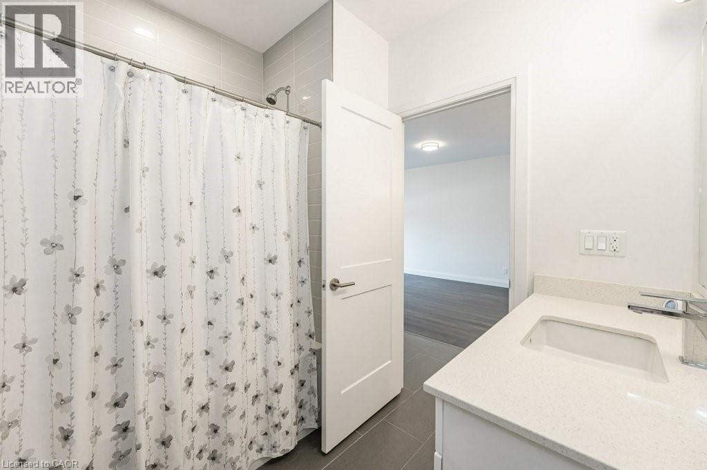 399 QUEEN Street Unit# 216, Kitchener, Ontario, N2M1A3 — Photo 19