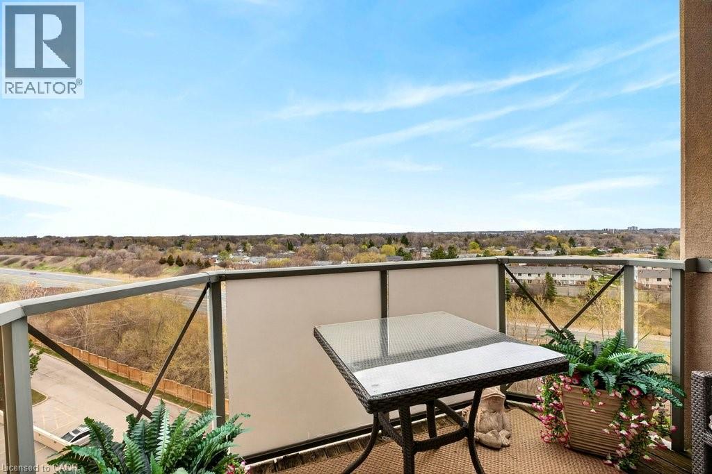 2085 AMHERST HEIGHTS Drive Unit# PH8, Burlington, Ontario, L7P5C2 — Photo 29