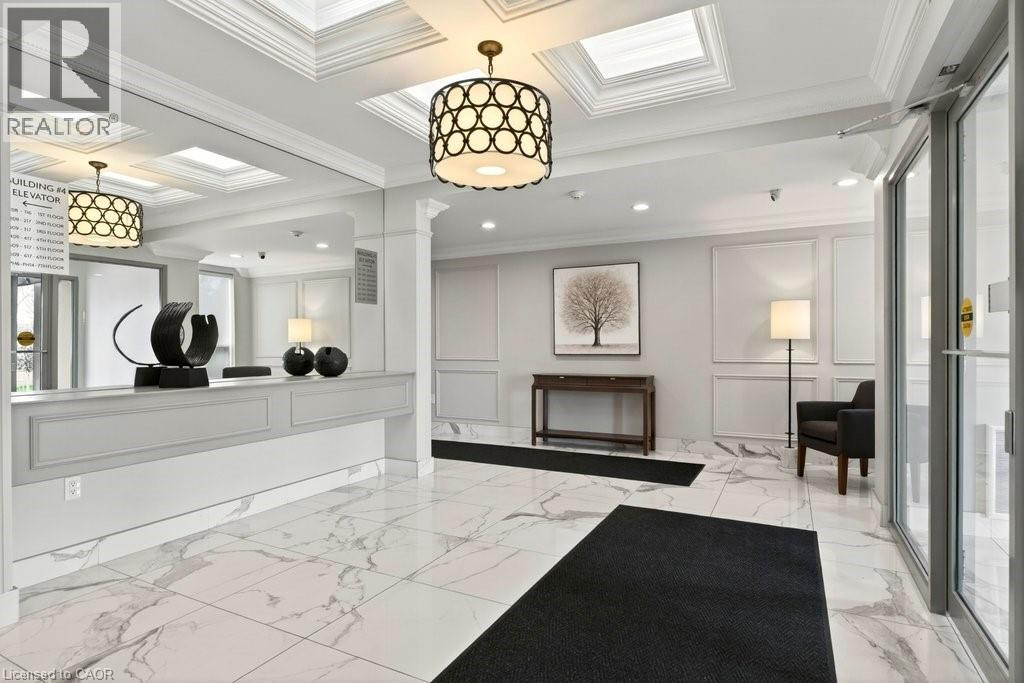 2085 AMHERST HEIGHTS Drive Unit# PH8, Burlington, Ontario, L7P5C2 — Photo 4