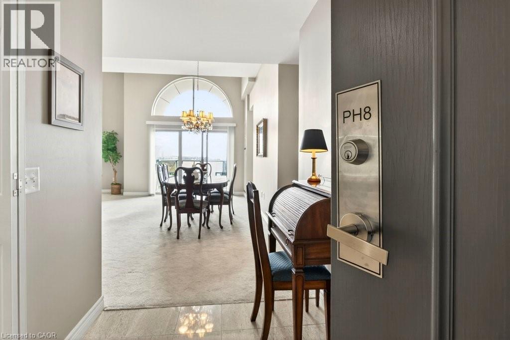 2085 AMHERST HEIGHTS Drive Unit# PH8, Burlington, Ontario, L7P5C2 — Photo 5