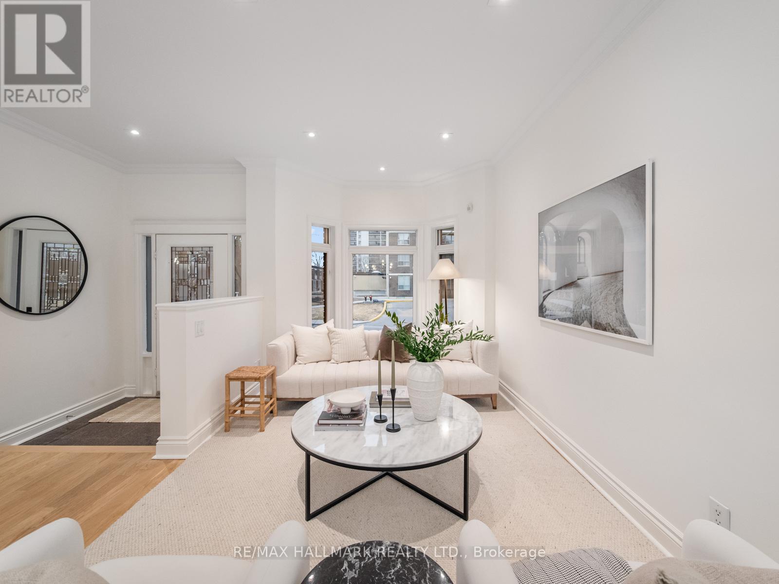 26 EASTMOUNT AVENUE, Toronto (Playter Estates-Danforth), Ontario, M4K1V1 — Photo 4