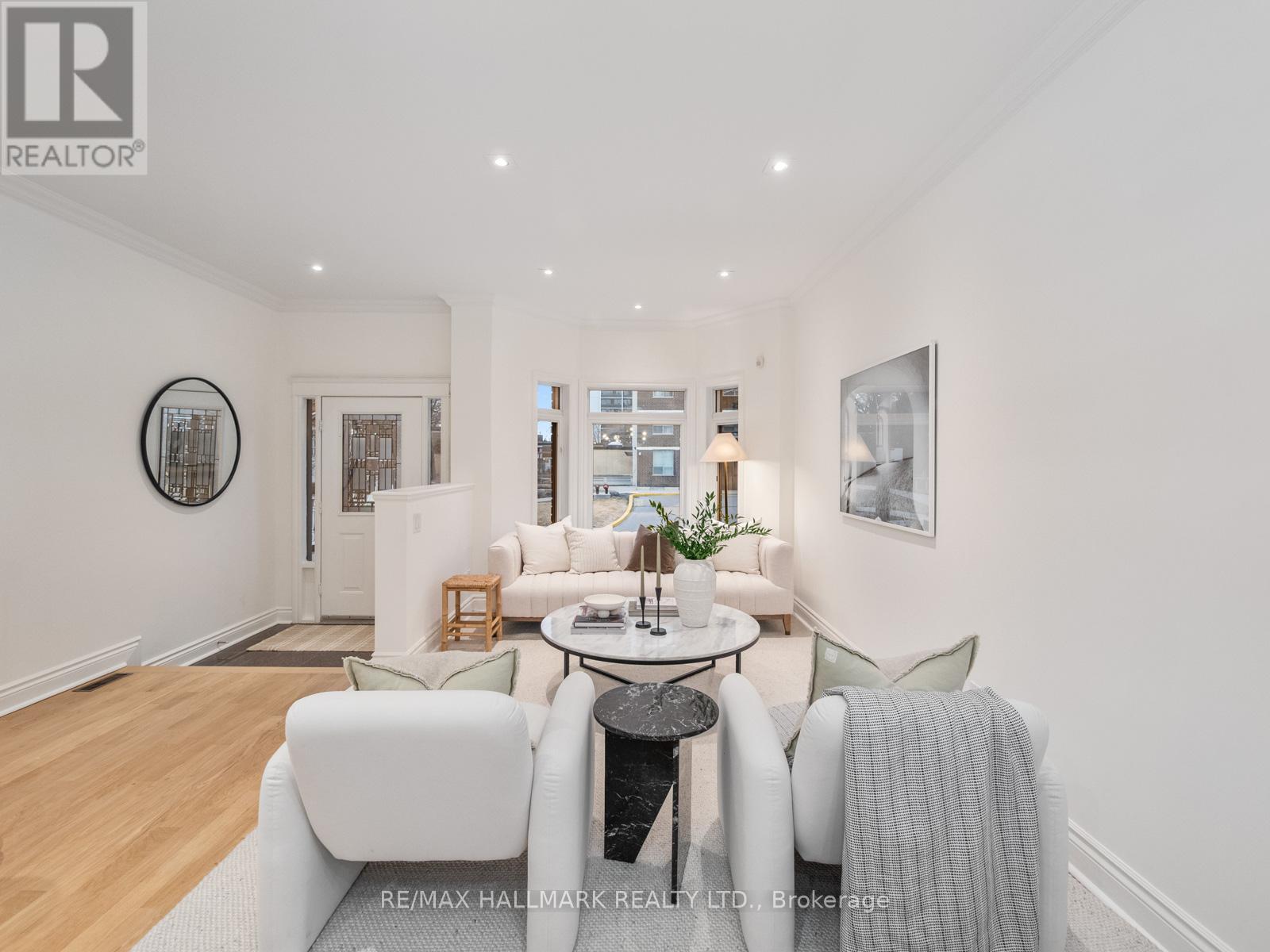 26 EASTMOUNT AVENUE, Toronto (Playter Estates-Danforth), Ontario, M4K1V1 — Photo 6