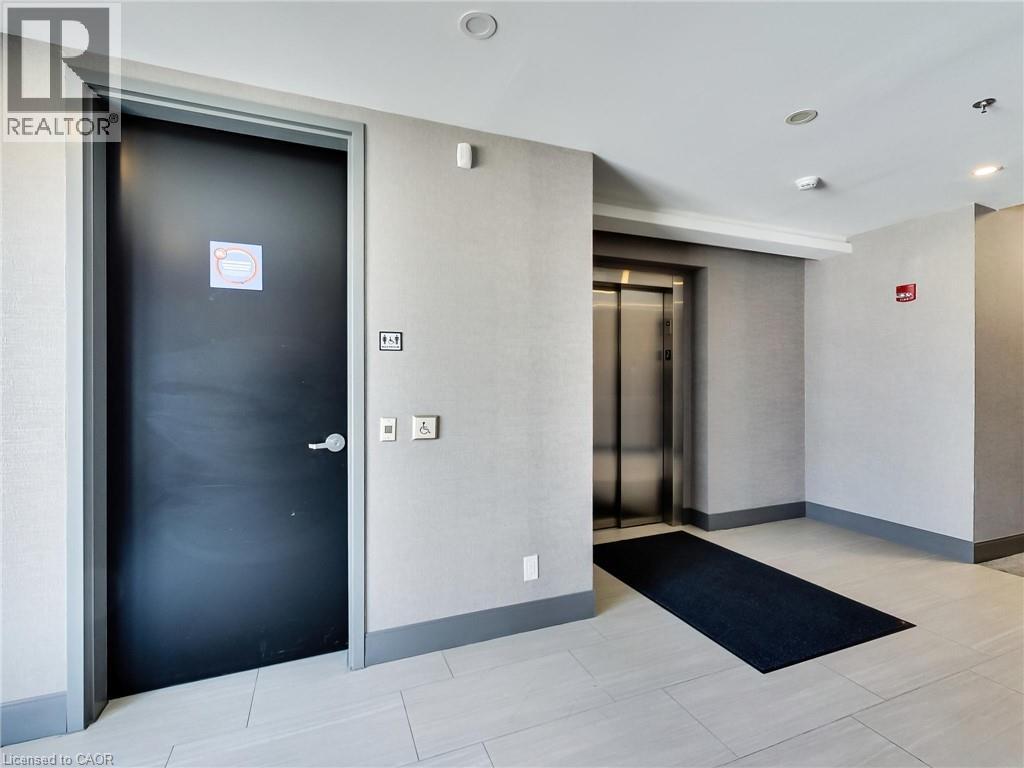 5045 MAINWAY Boulevard Unit# 201, Burlington, Ontario, L7L5Z1 — Photo 9