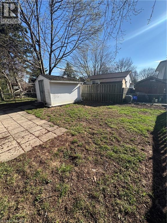 25 HOWLAND Drive Unit# Lower, Kitchener, Ontario, N2E1G1 — Photo 12