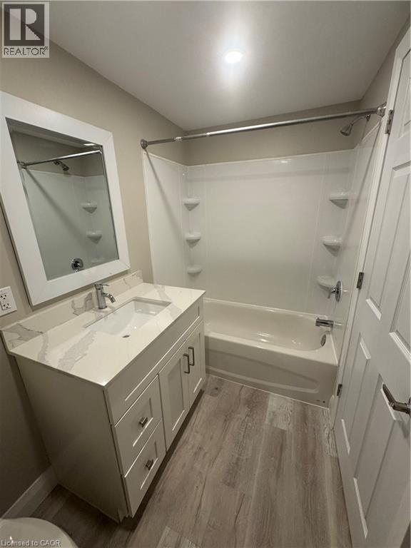 25 HOWLAND Drive Unit# Lower, Kitchener, Ontario, N2E1G1 — Photo 7