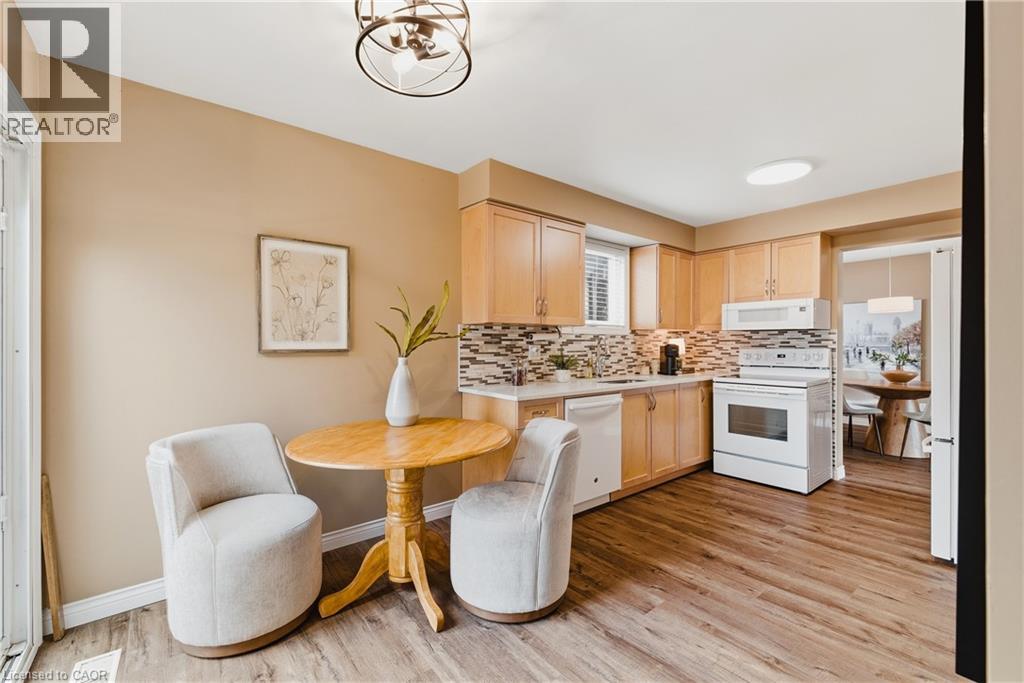 143 ST JEROME Crescent, Kitchener, Ontario, N2C2K9 — Photo 16