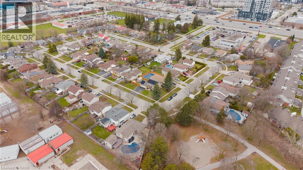 143 ST JEROME Crescent, Kitchener, Ontario, N2C2K9 — Photo 36