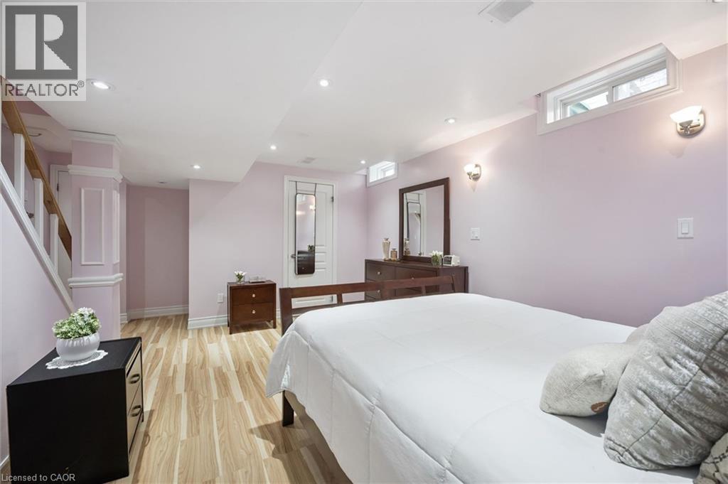 5449 ROCHELLE Way, Mississauga, Ontario, L5M6N4 — Photo 25