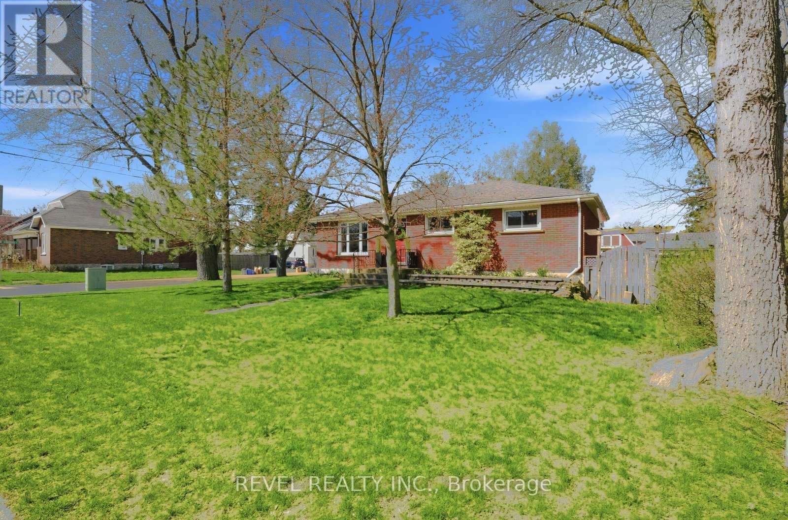 36 HAMILTON AVENUE, Brantford, Ontario, N3S6Z9 — Photo 5