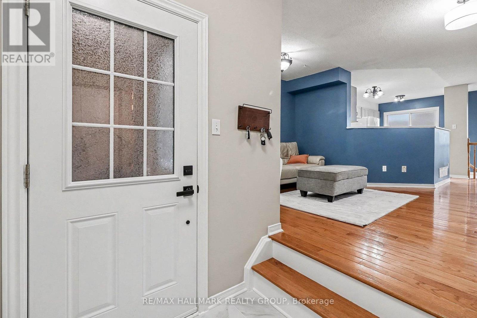 111 LUDLOWE STREET, Ottawa, Ontario, K4A5C2 — Photo 3