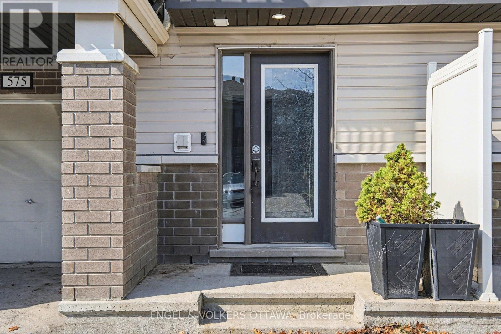 575 ROUNDLEAF WAY, Ottawa, Ontario, K2S1E7 — Photo 3
