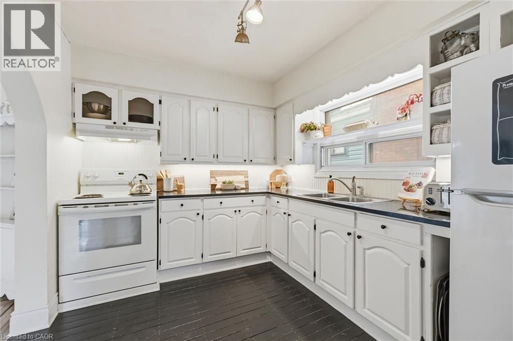 153 GRAHAM Avenue S, Hamilton, Ontario, L8K2M5 — Photo 14