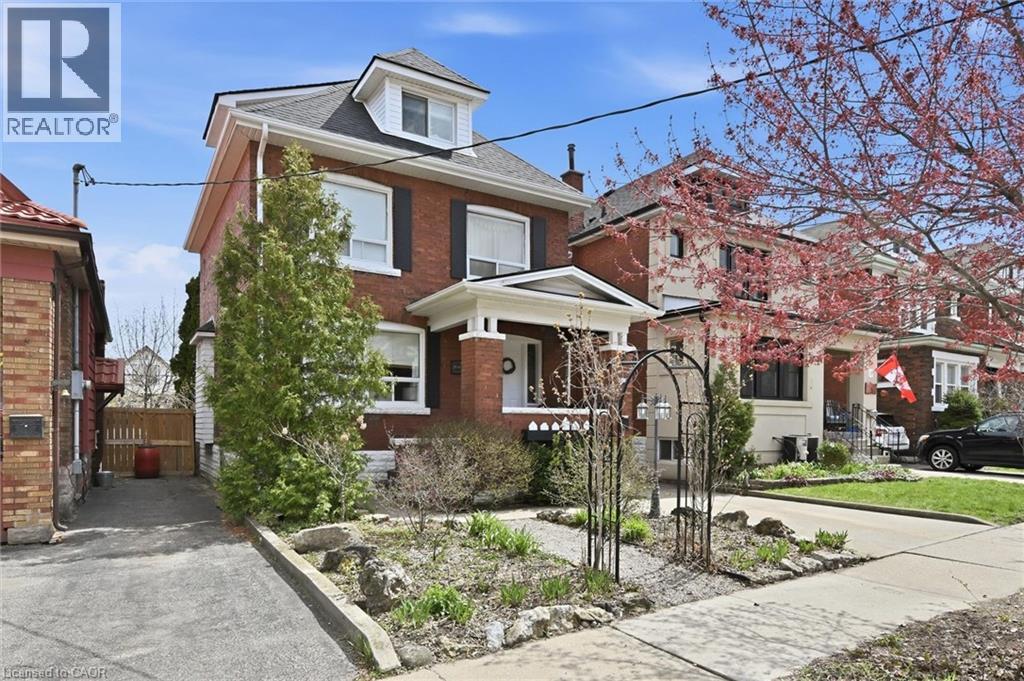 153 GRAHAM Avenue S, Hamilton, Ontario, L8K2M5 — Photo 2