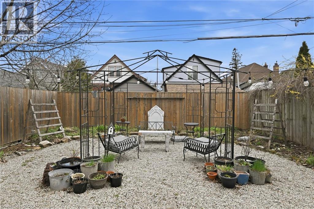 153 GRAHAM Avenue S, Hamilton, Ontario, L8K2M5 — Photo 32