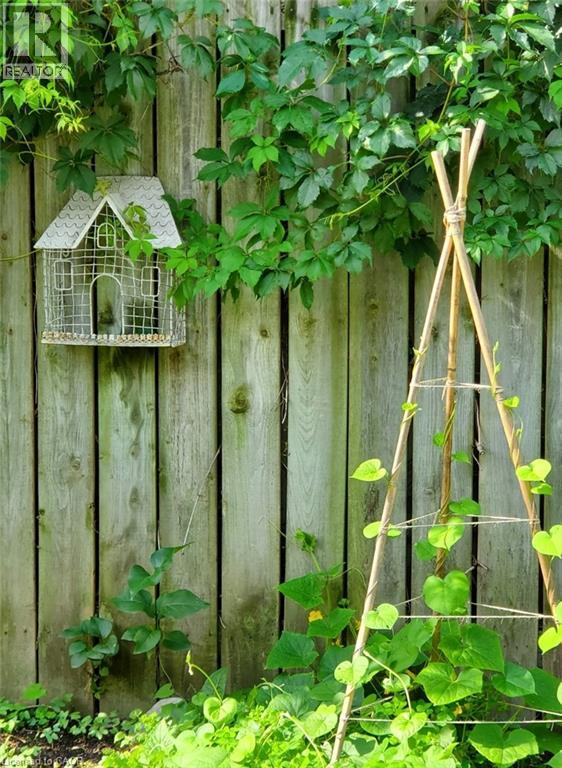 153 GRAHAM Avenue S, Hamilton, Ontario, L8K2M5 — Photo 37