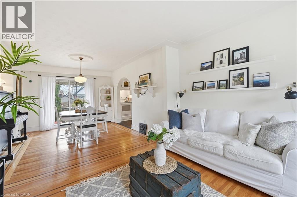 153 GRAHAM Avenue S, Hamilton, Ontario, L8K2M5 — Photo 8