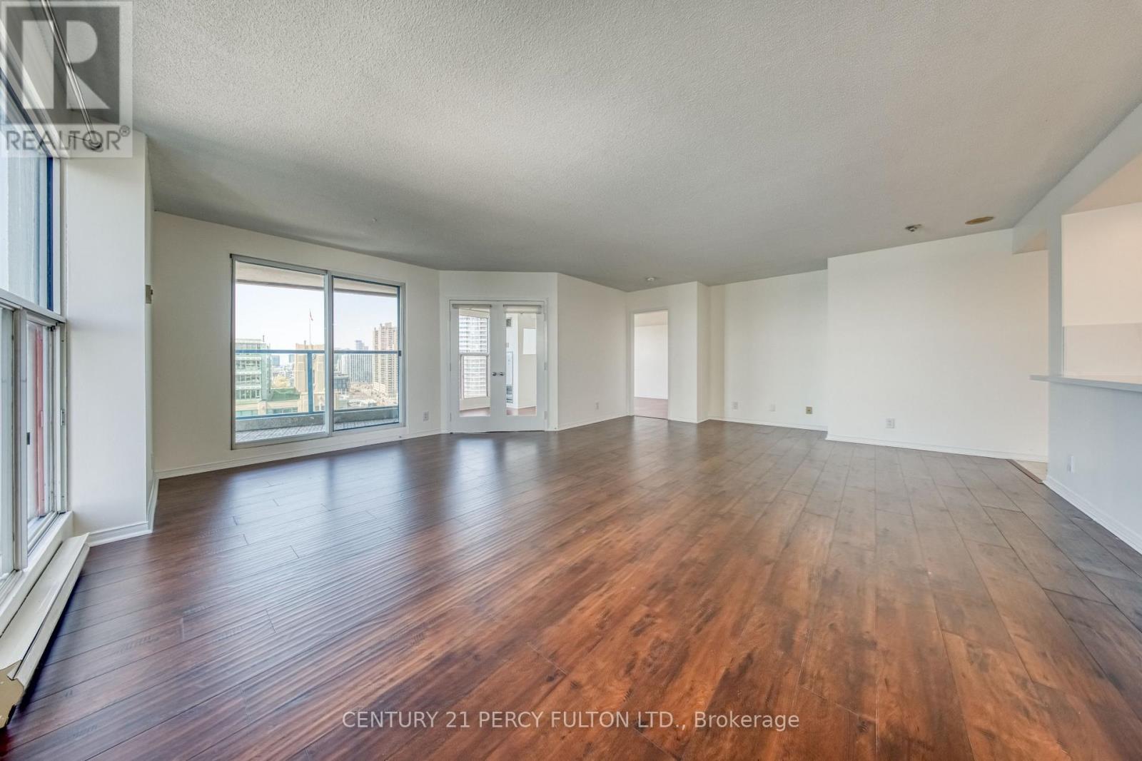 1508 - 77 HARBOUR SQUARE, Toronto (Waterfront Communities), Ontario, M5J2S2 — Photo 10