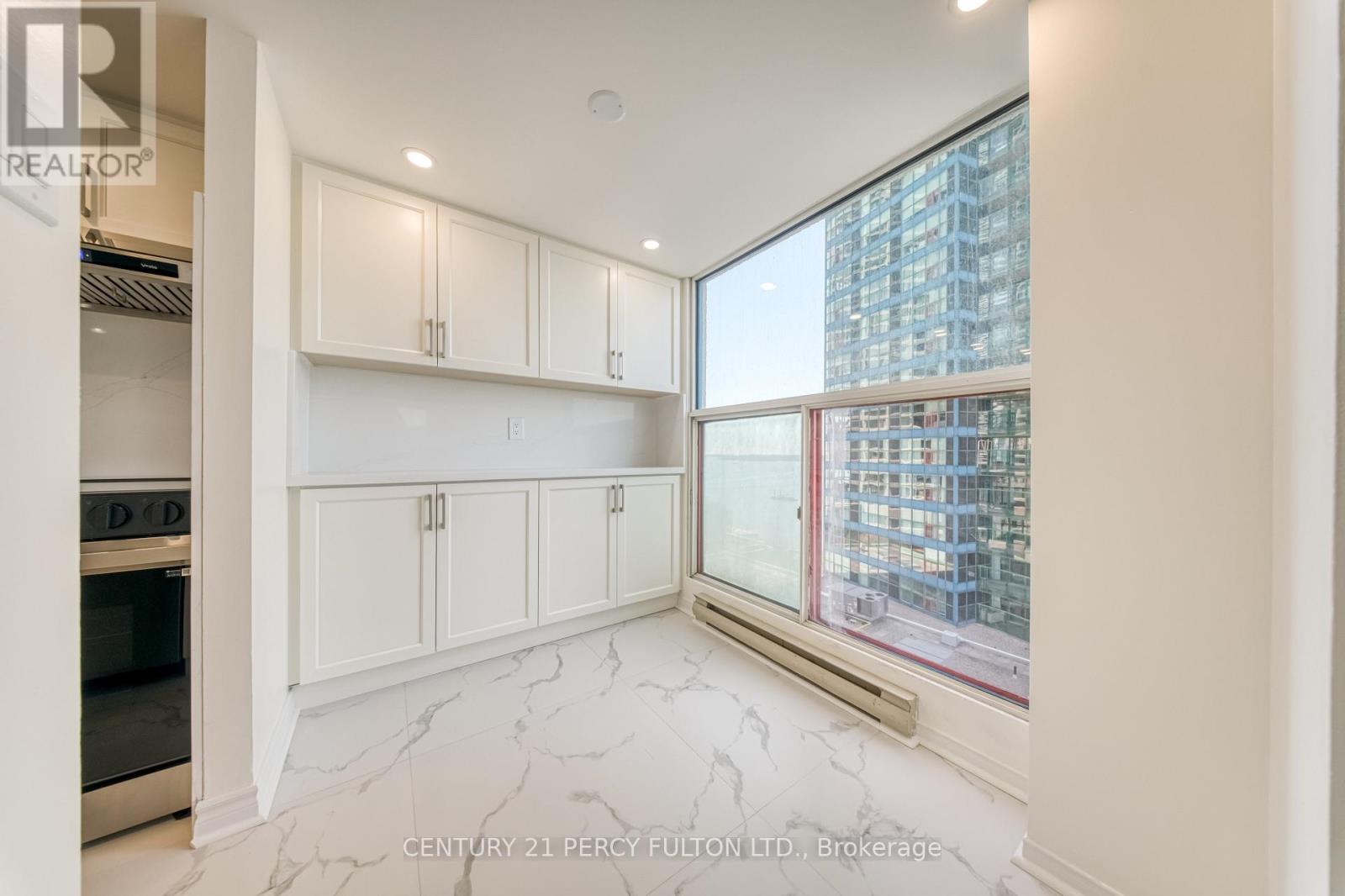 1508 - 77 HARBOUR SQUARE, Toronto (Waterfront Communities), Ontario, M5J2S2 — Photo 15