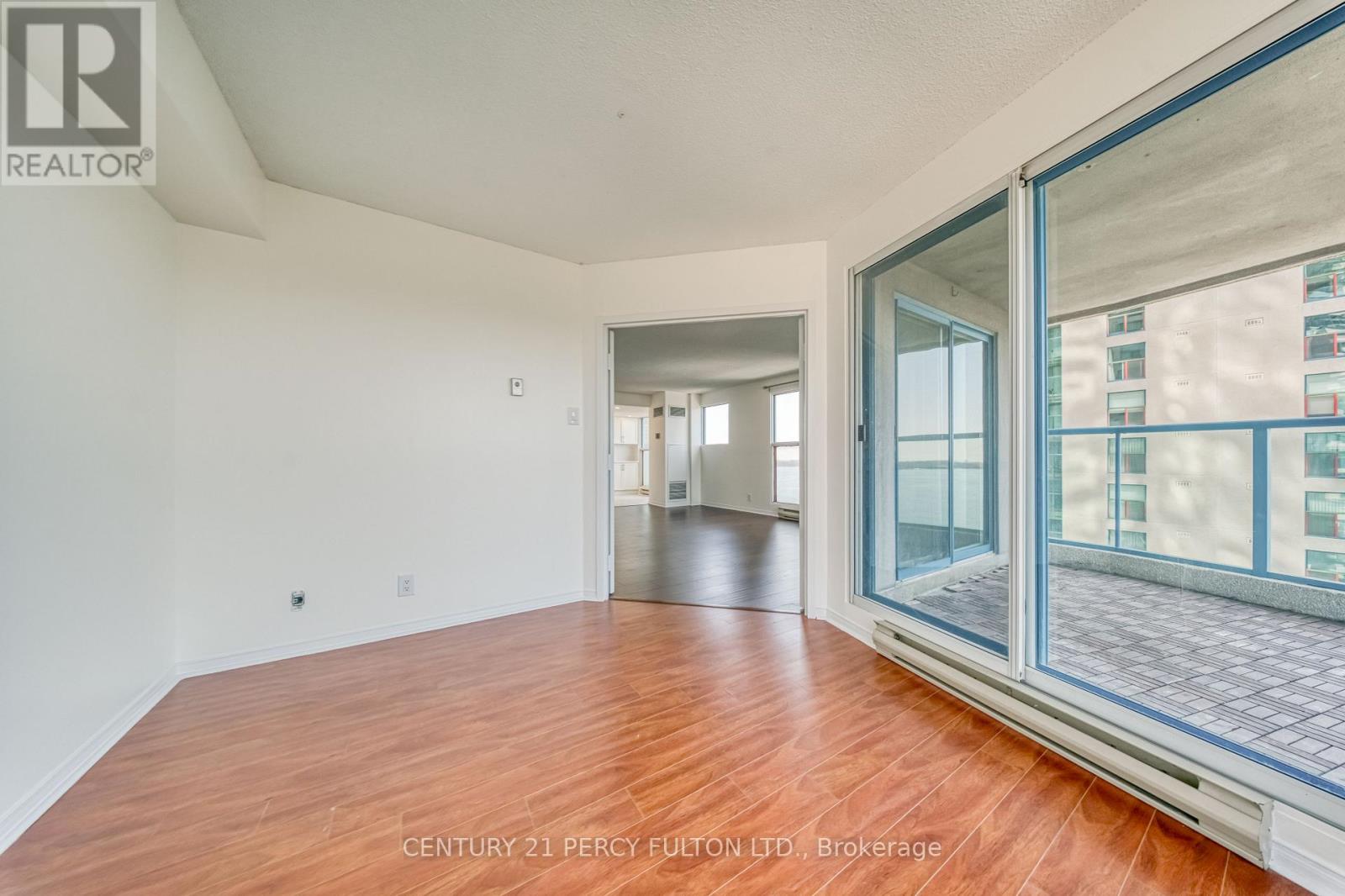 1508 - 77 HARBOUR SQUARE, Toronto (Waterfront Communities), Ontario, M5J2S2 — Photo 19