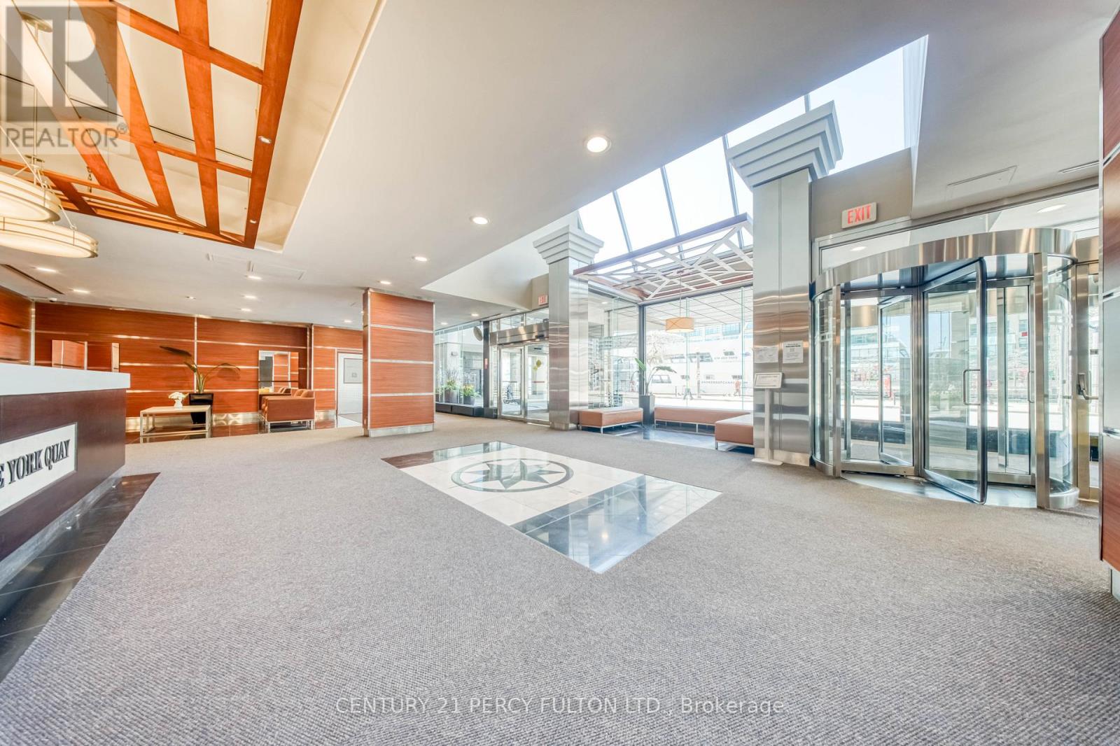 1508 - 77 HARBOUR SQUARE, Toronto (Waterfront Communities), Ontario, M5J2S2 — Photo 4