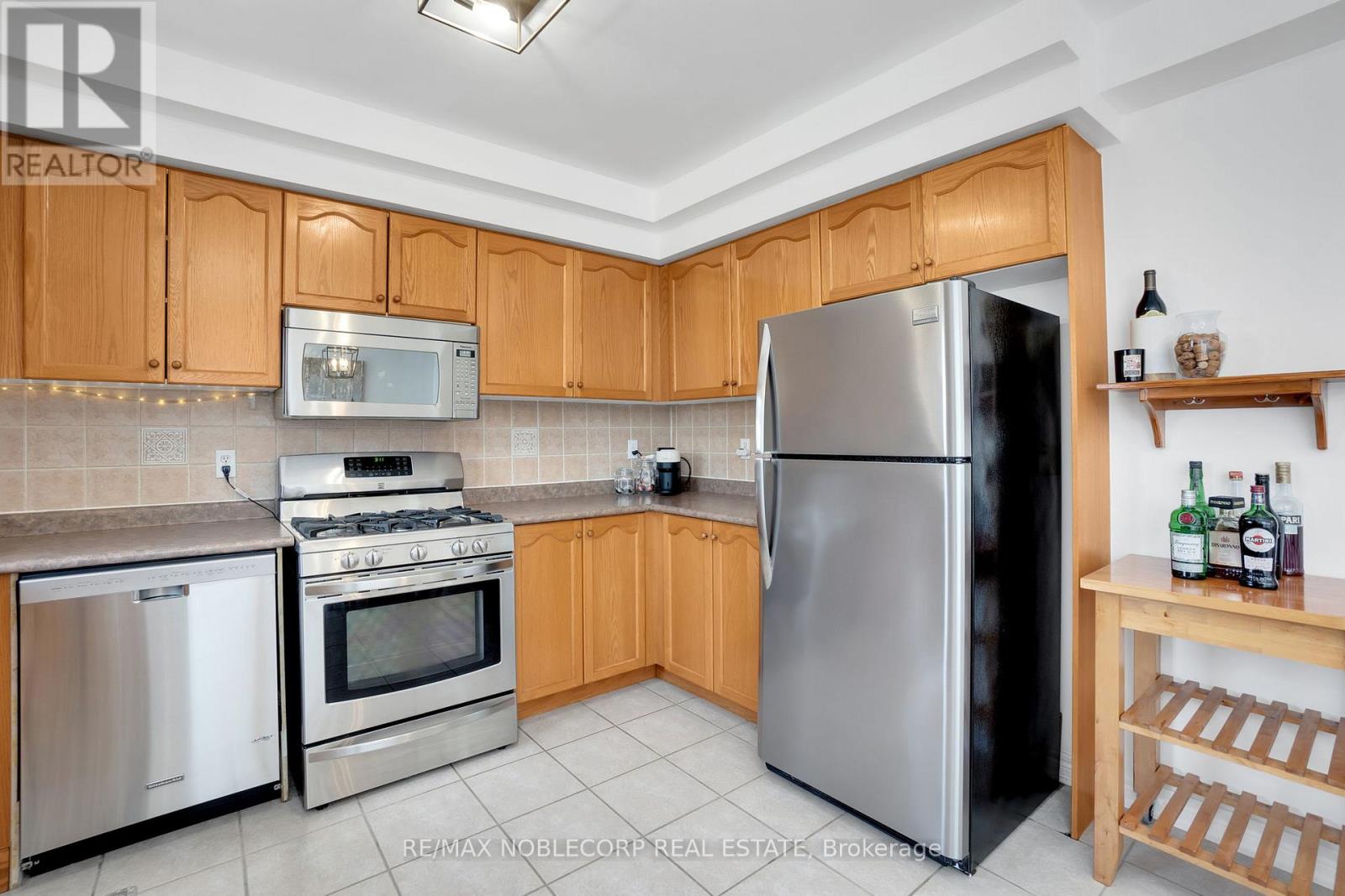 239 ROYAL APPIAN CRESCENT, Vaughan (Maple), Ontario, L4K5L3 — Photo 13