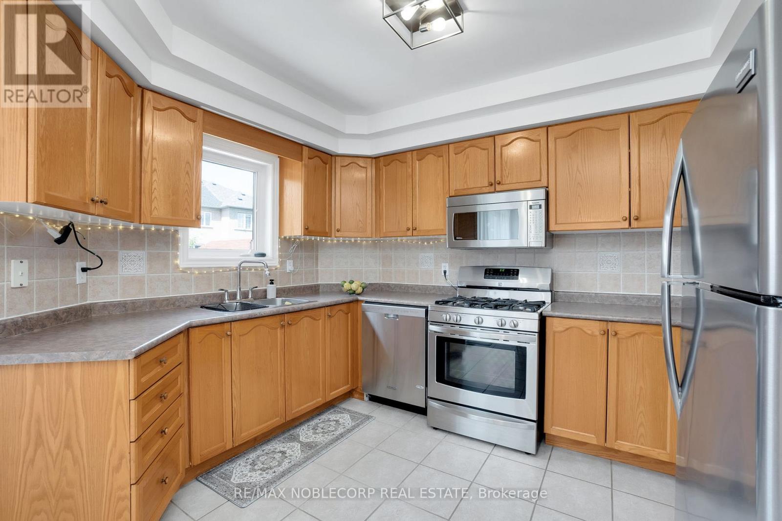 239 ROYAL APPIAN CRESCENT, Vaughan (Maple), Ontario, L4K5L3 — Photo 14
