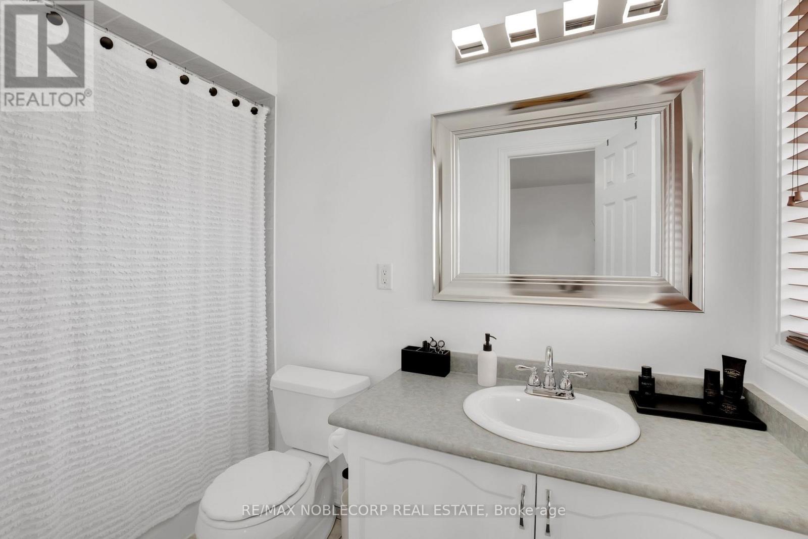 239 ROYAL APPIAN CRESCENT, Vaughan (Maple), Ontario, L4K5L3 — Photo 22
