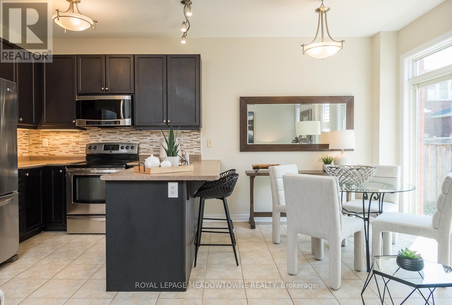 496 SAVOLINE BOULEVARD, Milton (SC Scott), Ontario, L9T7X3 — Photo 12