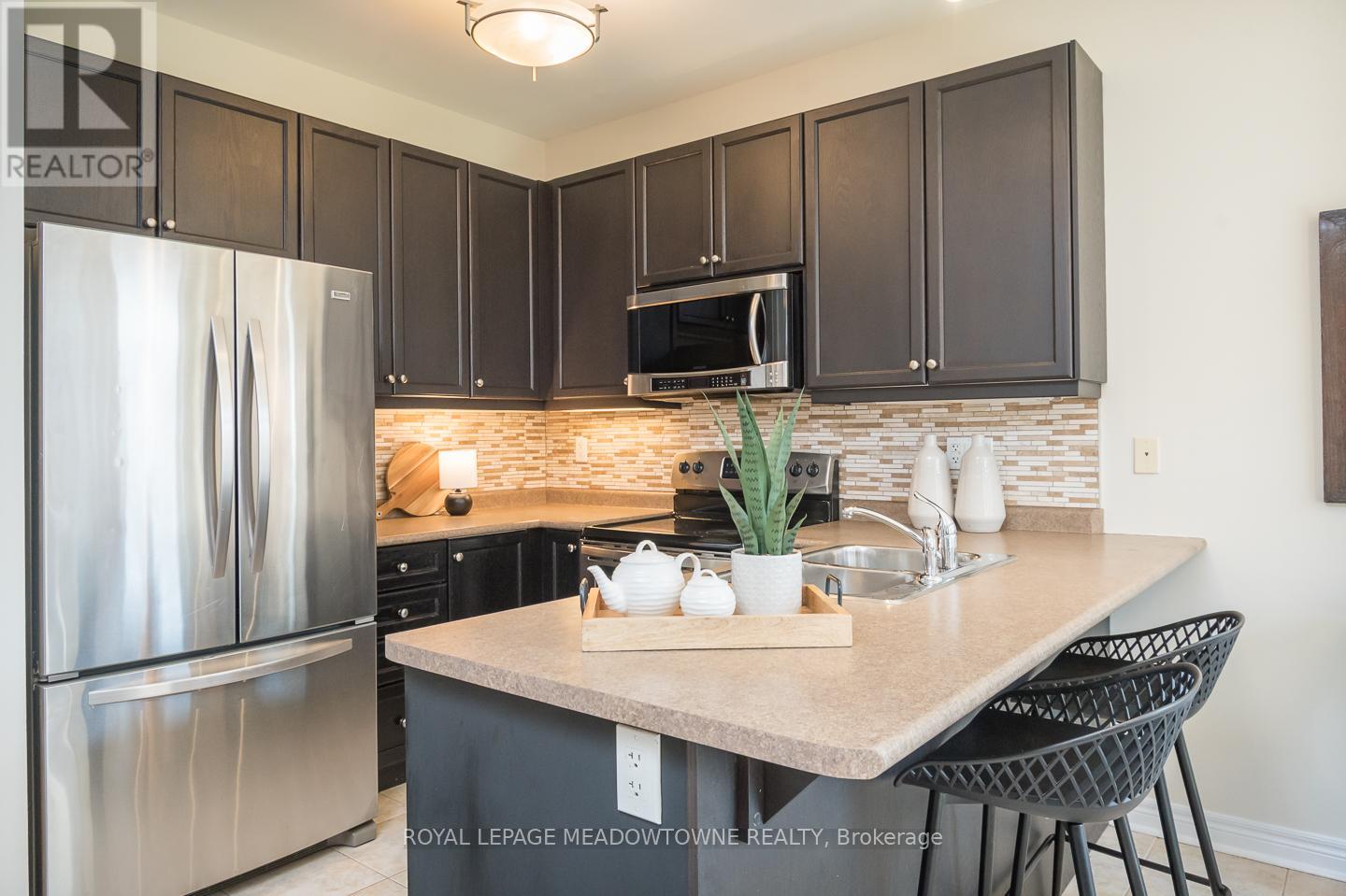 496 SAVOLINE BOULEVARD, Milton (SC Scott), Ontario, L9T7X3 — Photo 14