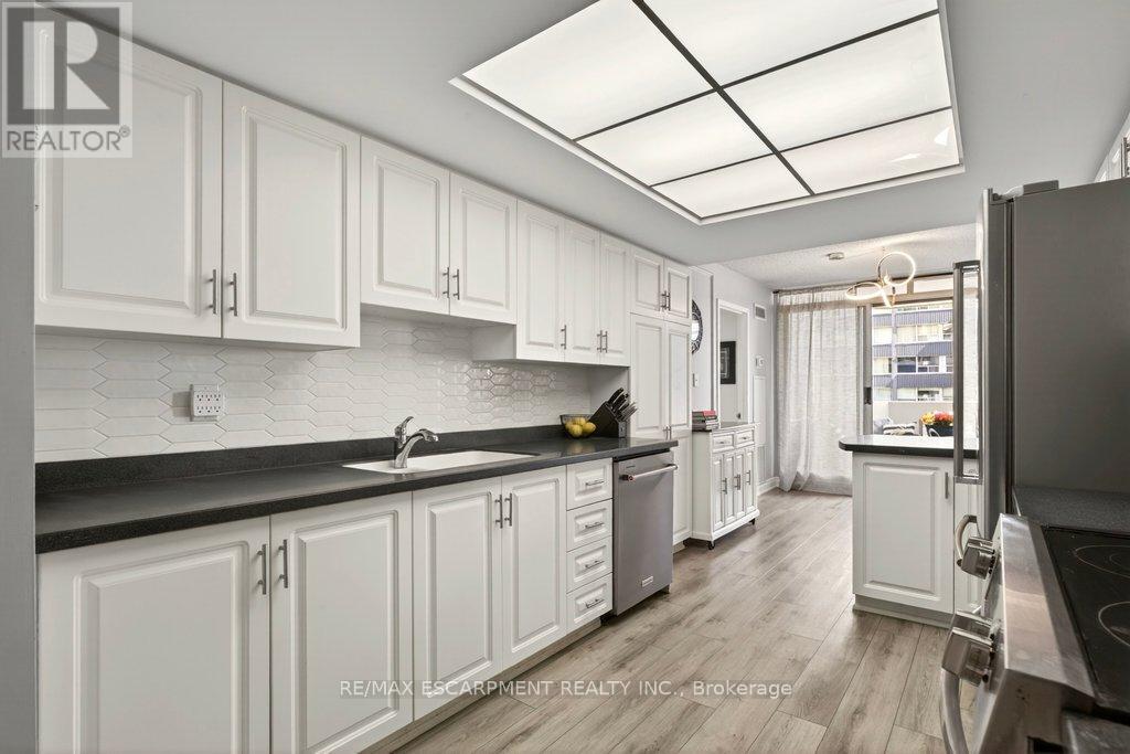 803 - 1237 NORTH SHORE BOULEVARD E, Burlington (Brant), Ontario, L7S2H8 — Photo 14