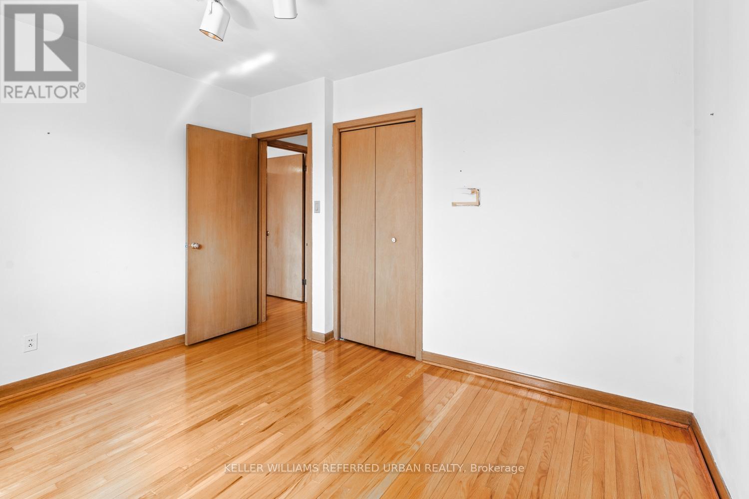 583 QUEENS DRIVE, Toronto (Maple Leaf), Ontario, M6L1N2 — Photo 19
