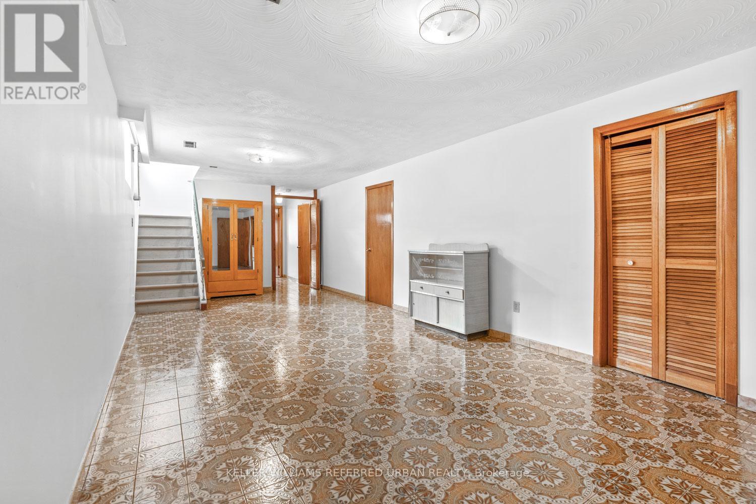 583 QUEENS DRIVE, Toronto (Maple Leaf), Ontario, M6L1N2 — Photo 23