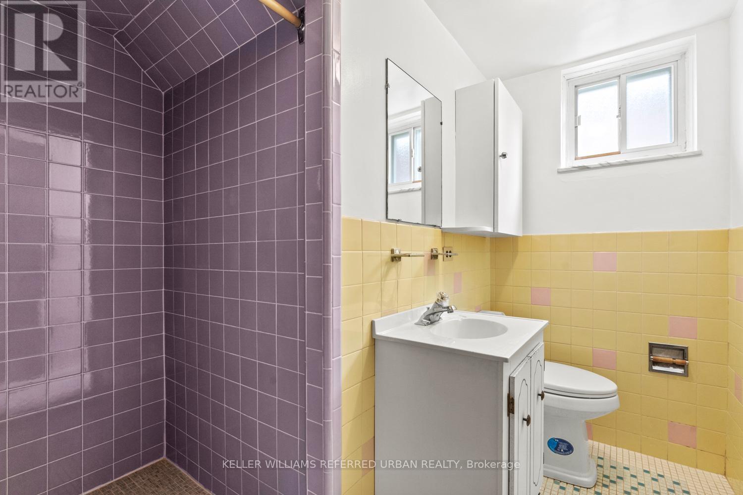 583 QUEENS DRIVE, Toronto (Maple Leaf), Ontario, M6L1N2 — Photo 30