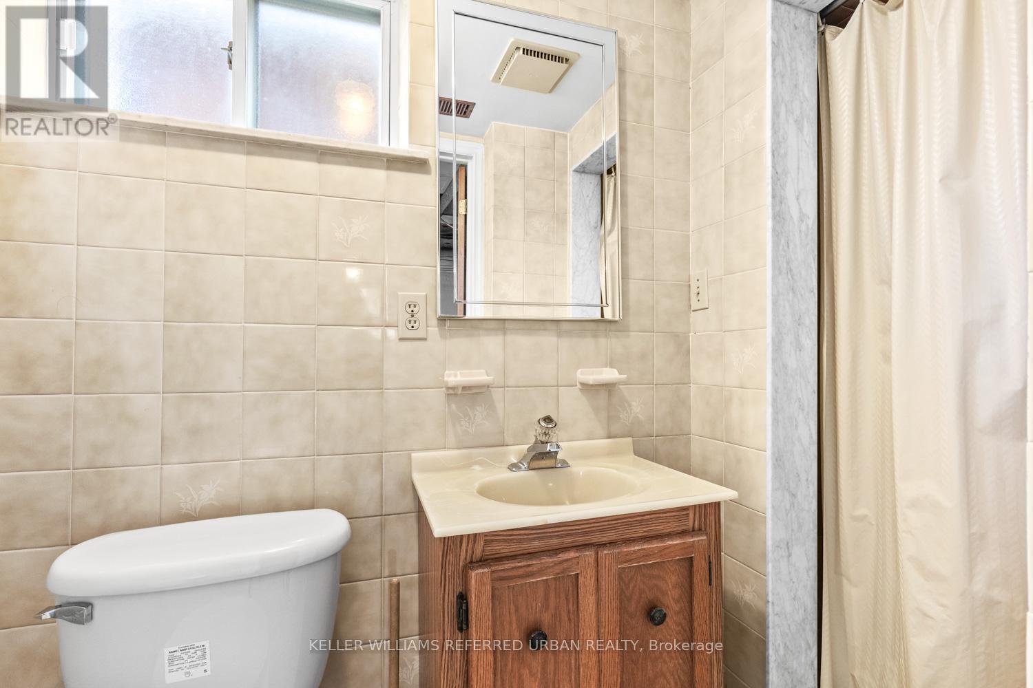 583 QUEENS DRIVE, Toronto (Maple Leaf), Ontario, M6L1N2 — Photo 32