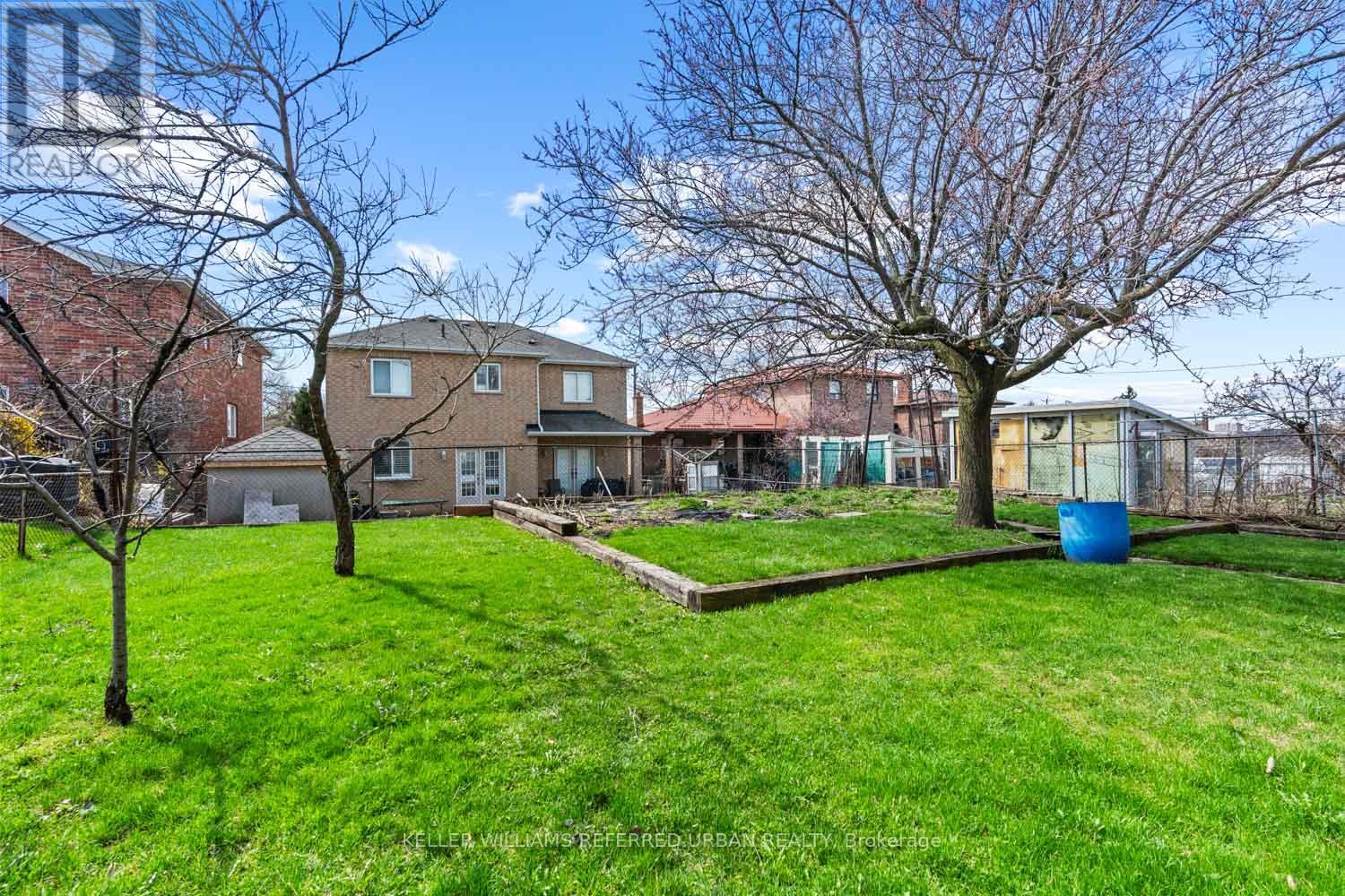 583 QUEENS DRIVE, Toronto (Maple Leaf), Ontario, M6L1N2 — Photo 36