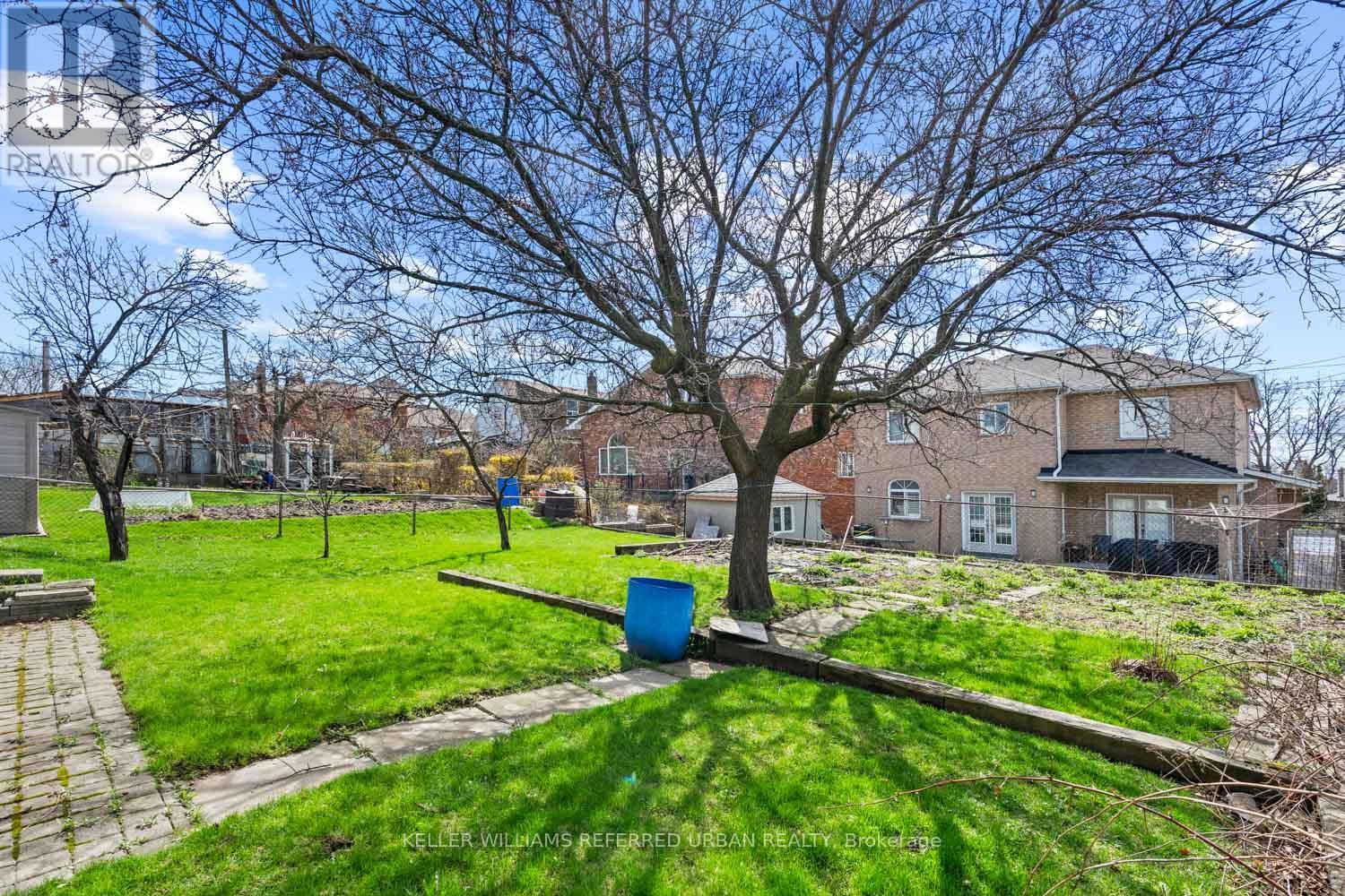 583 QUEENS DRIVE, Toronto (Maple Leaf), Ontario, M6L1N2 — Photo 37