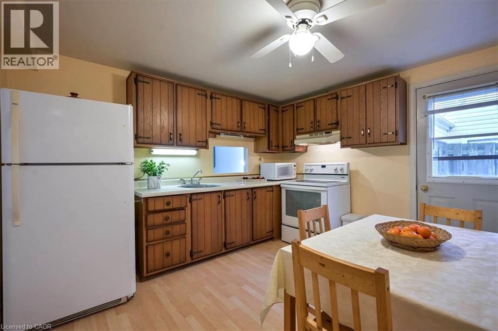 169 ELM RIDGE Drive Unit# 25, Kitchener, Ontario, N2N1L7 — Photo 12