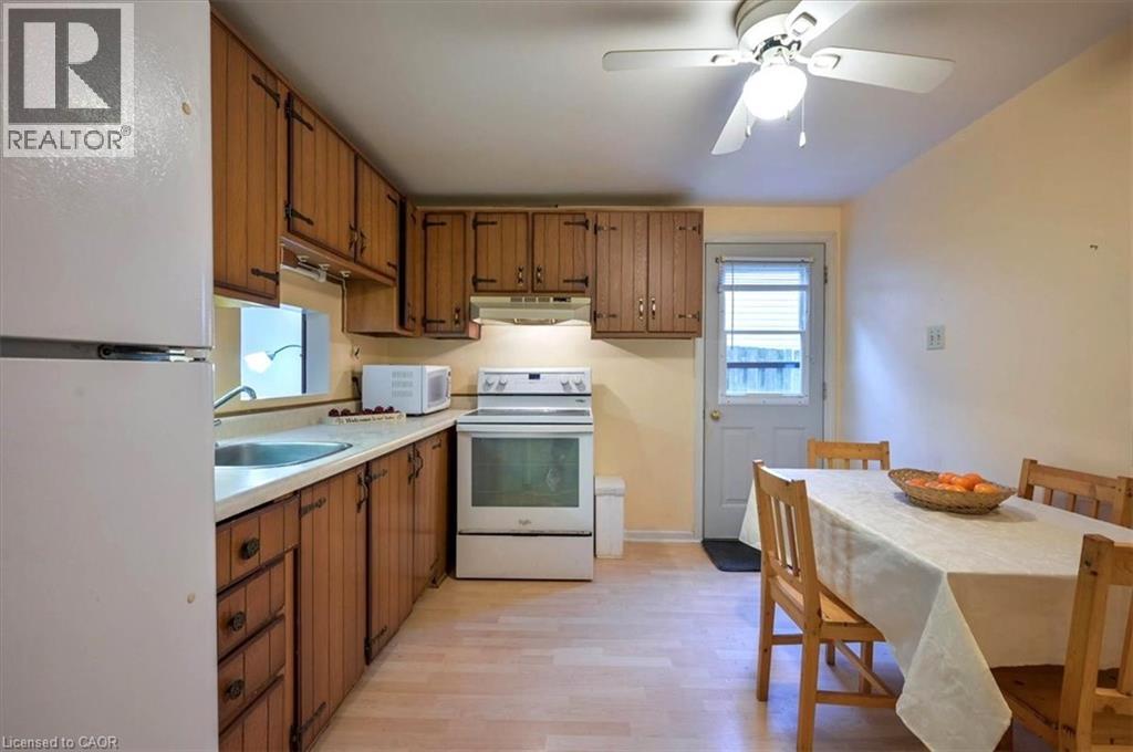 169 ELM RIDGE Drive Unit# 25, Kitchener, Ontario, N2N1L7 — Photo 13