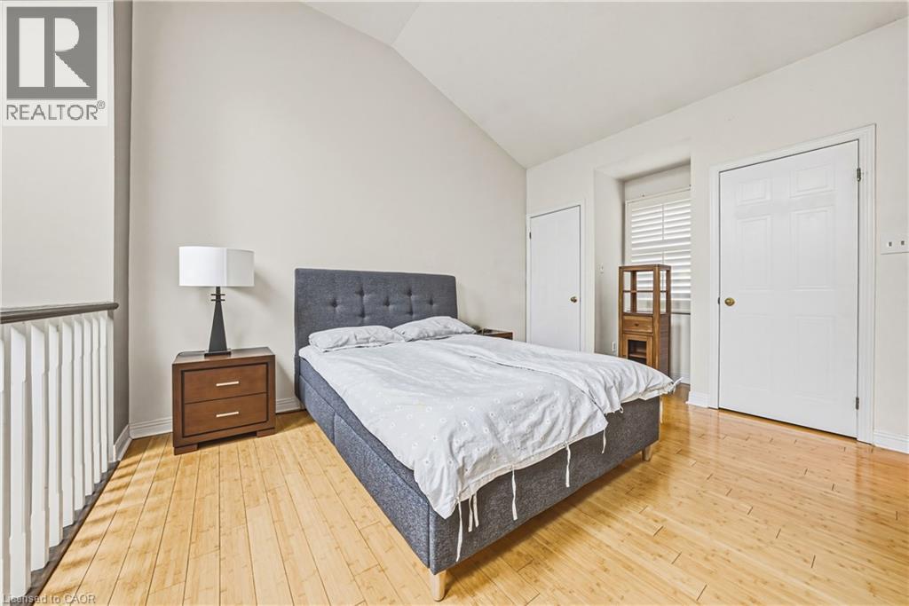 1275 MAPLE CROSSING Boulevard Unit# 11, Burlington, Ontario, L7S2E8 — Photo 13