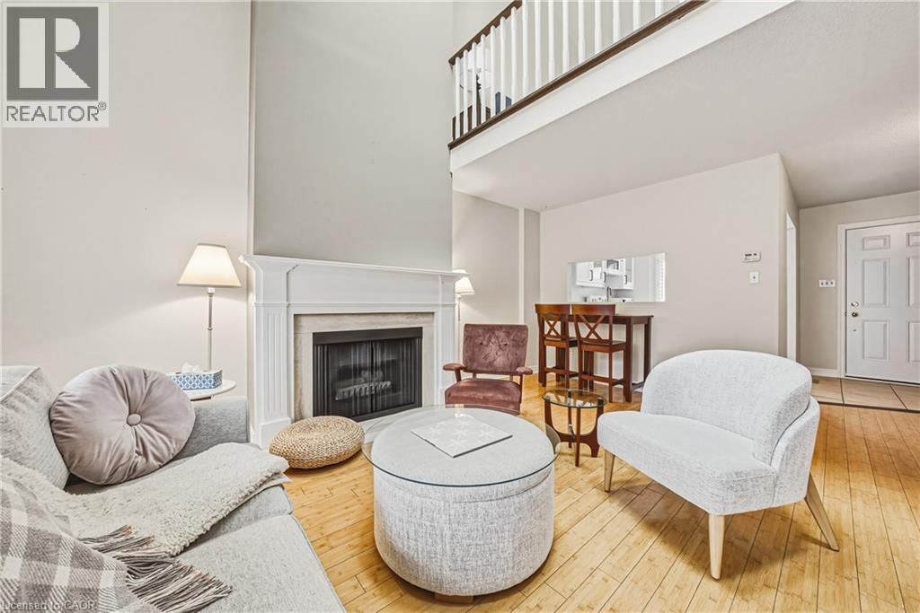 1275 MAPLE CROSSING Boulevard Unit# 11, Burlington, Ontario, L7S2E8 — Photo 9