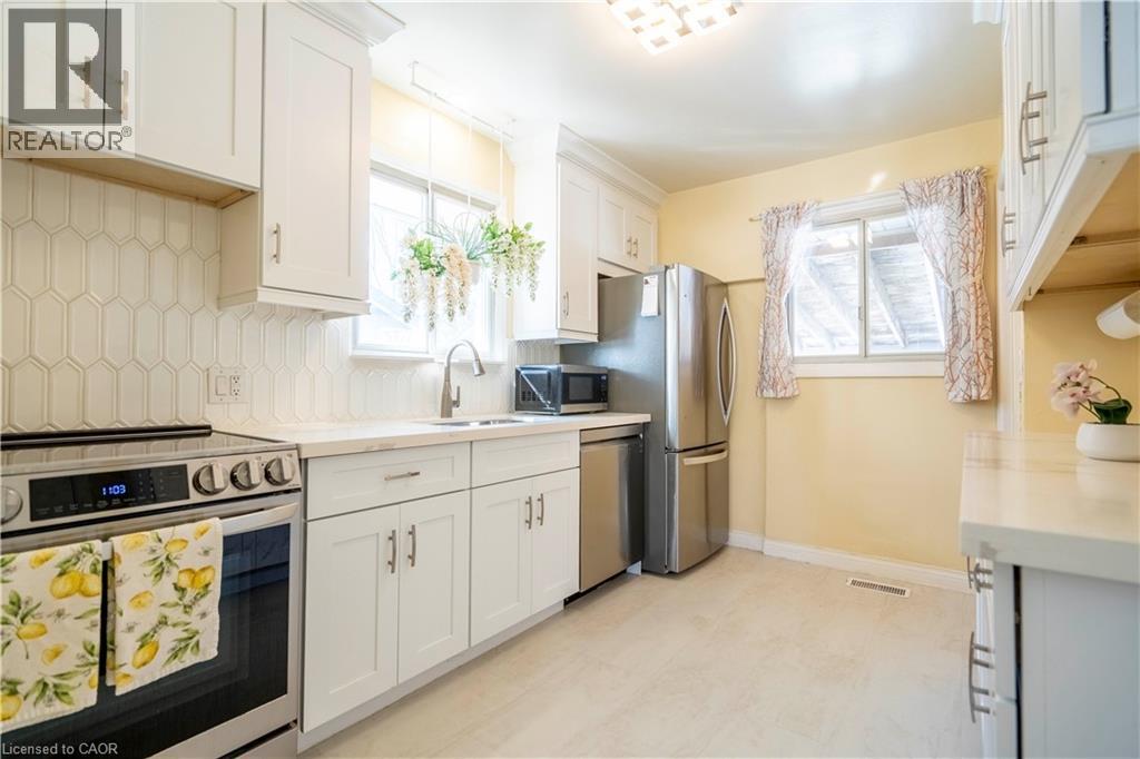 1034 WINTERHALT Avenue, Cambridge, Ontario, N3H4J9 — Photo 12