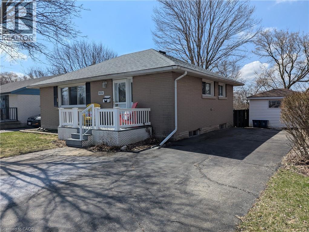 1034 WINTERHALT Avenue, Cambridge, Ontario, N3H4J9 — Photo 3