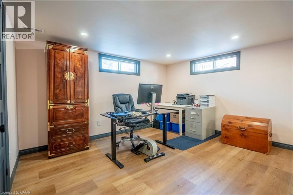 1034 WINTERHALT Avenue, Cambridge, Ontario, N3H4J9 — Photo 31