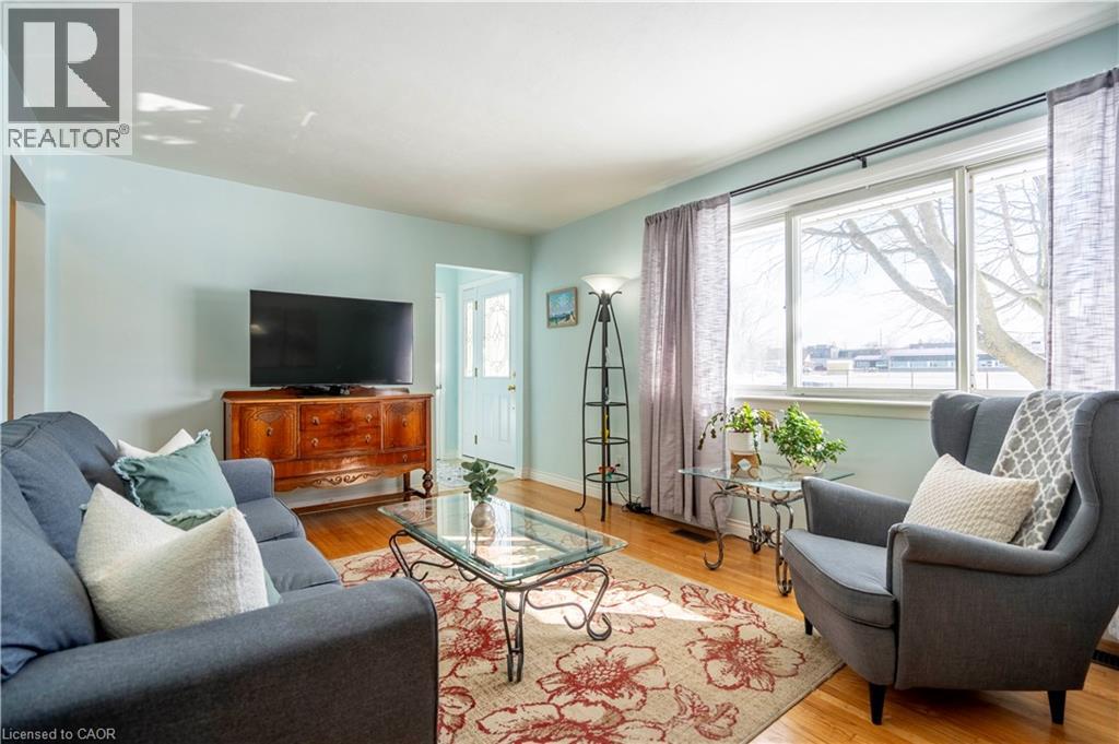 1034 WINTERHALT Avenue, Cambridge, Ontario, N3H4J9 — Photo 6