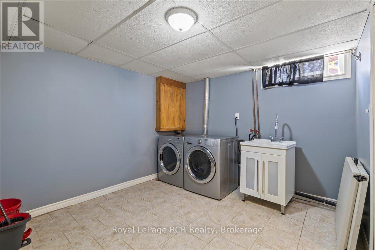 601 17TH AVENUE, Hanover, Ontario, N4N3B1 — Photo 13