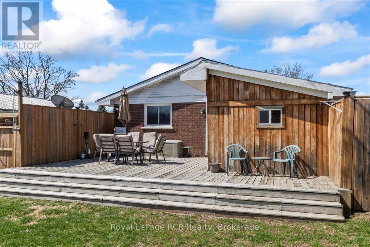 601 17TH AVENUE, Hanover, Ontario, N4N3B1 — Photo 15
