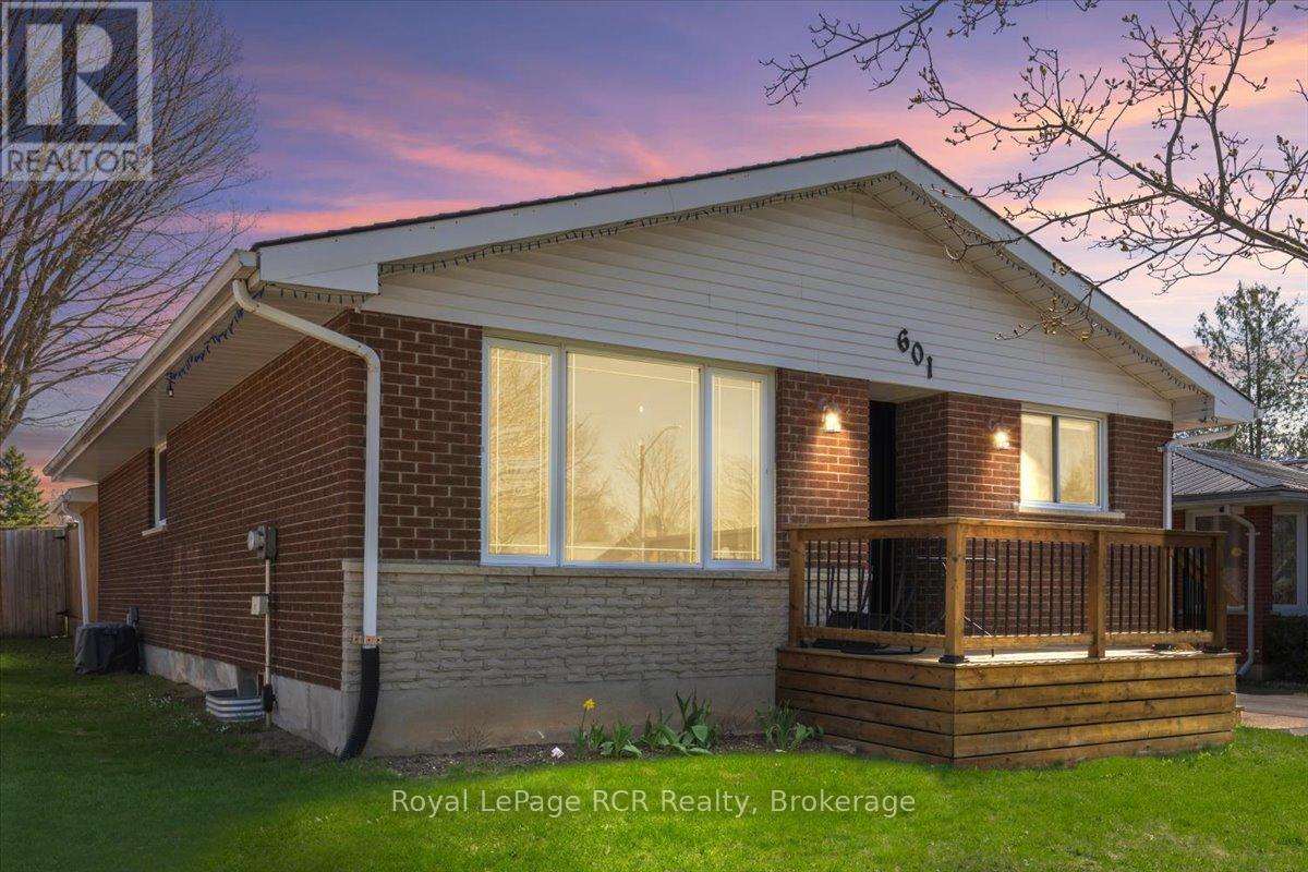 601 17TH AVENUE, Hanover, Ontario, N4N3B1 — Photo 21