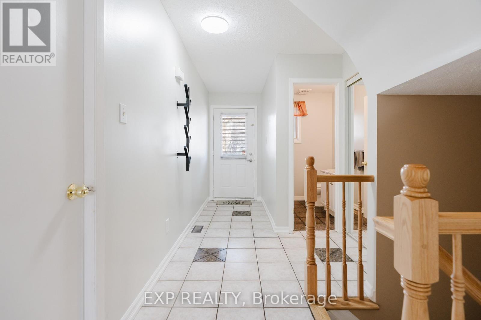 378 VALADE CRESCENT, Ottawa, Ontario, K4A2V8 — Photo 3