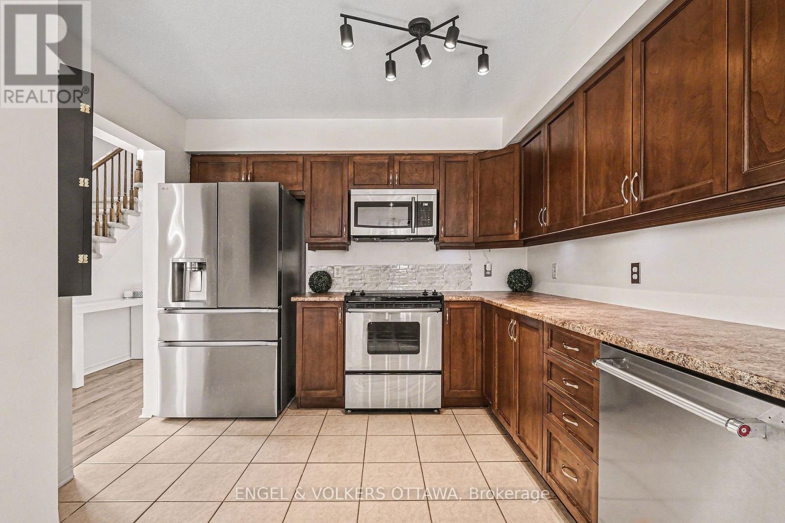 135 LOCKHAVEN PRIVATE, Ottawa, Ontario, K2J5L6 — Photo 11