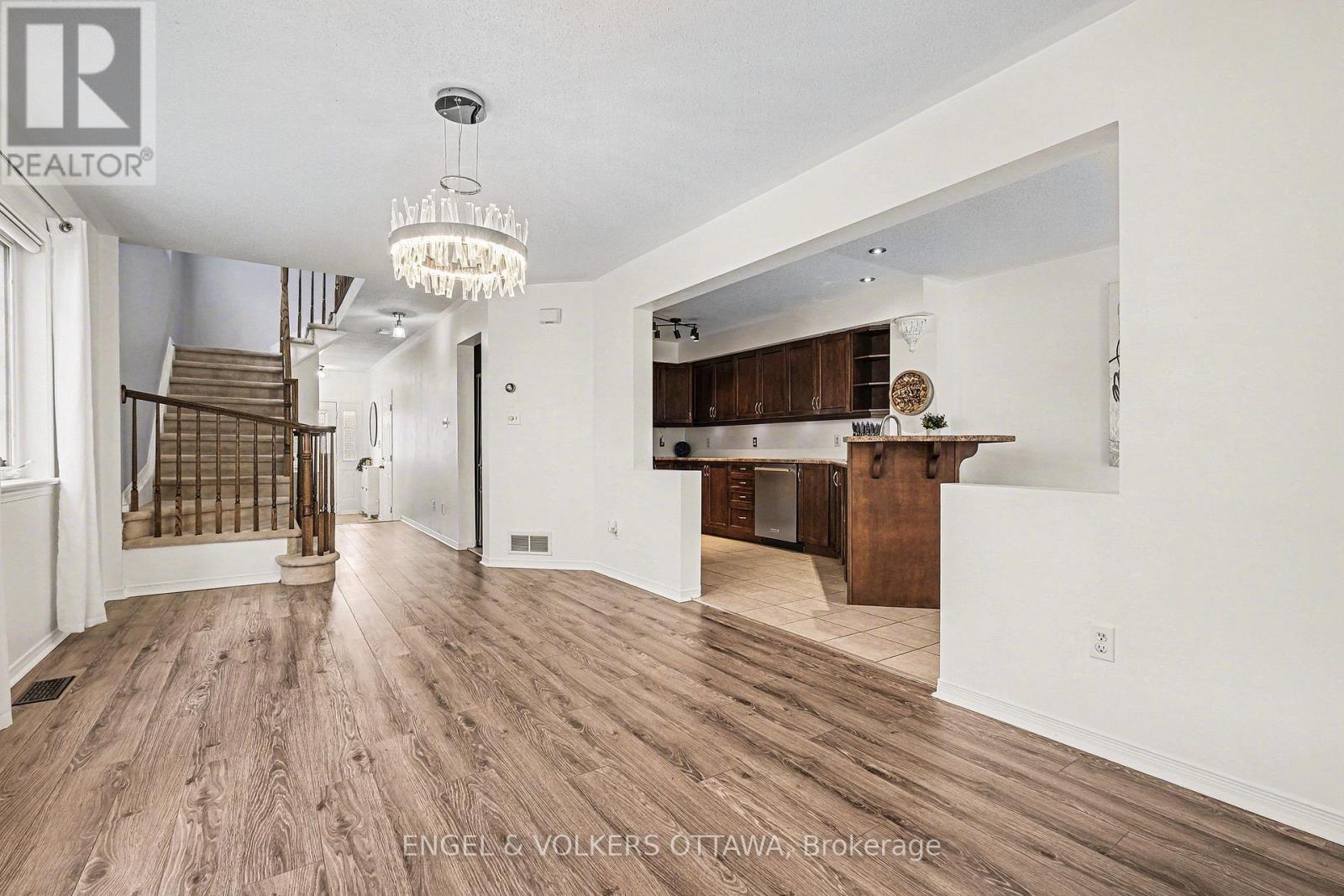 135 LOCKHAVEN PRIVATE, Ottawa, Ontario, K2J5L6 — Photo 9